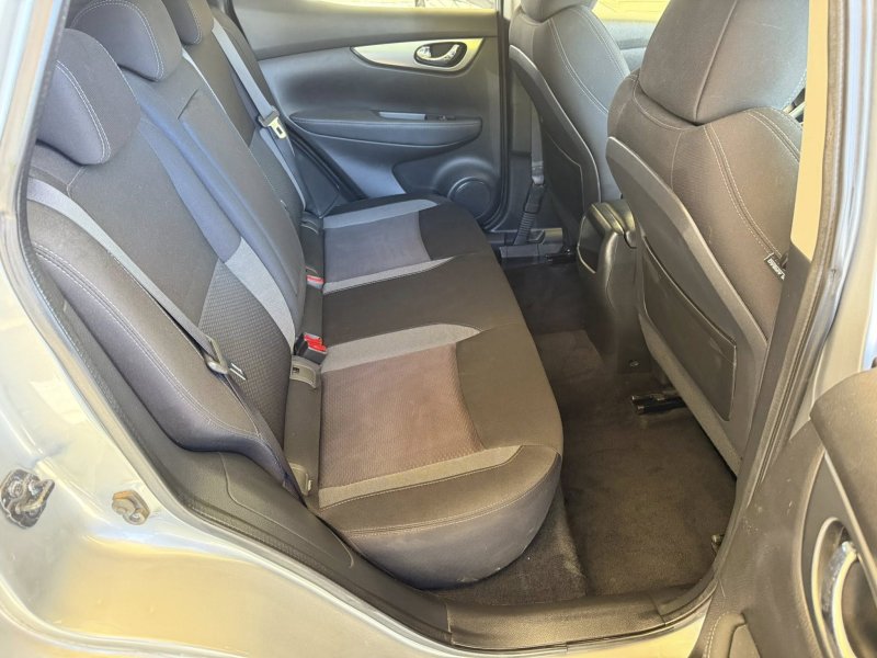 Nissan Qashqai 1.5 DCI Tekna Panoramico - Foto 13