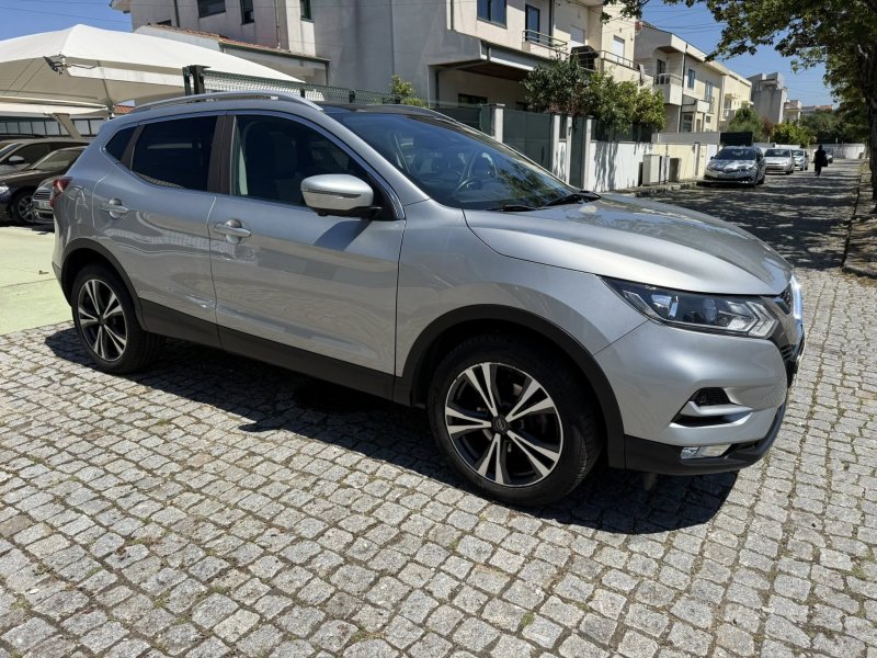 Nissan Qashqai 1.5 DCI Tekna Panoramico - Foto 4