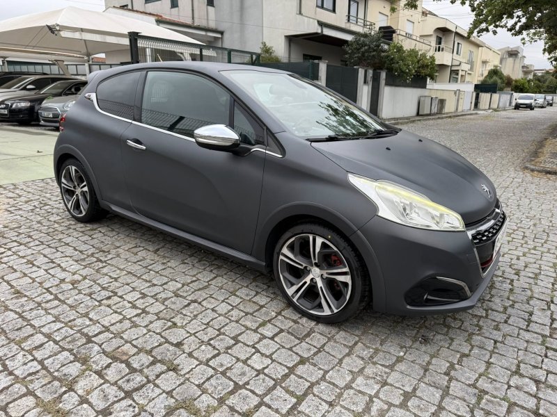 PEUGEOT 208 GTI - Foto 4