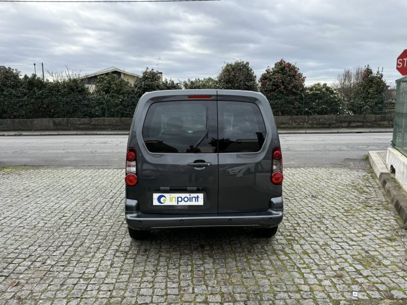 Peugeot 1.6 Blue-HDi Active 5 Lugares - Foto 6