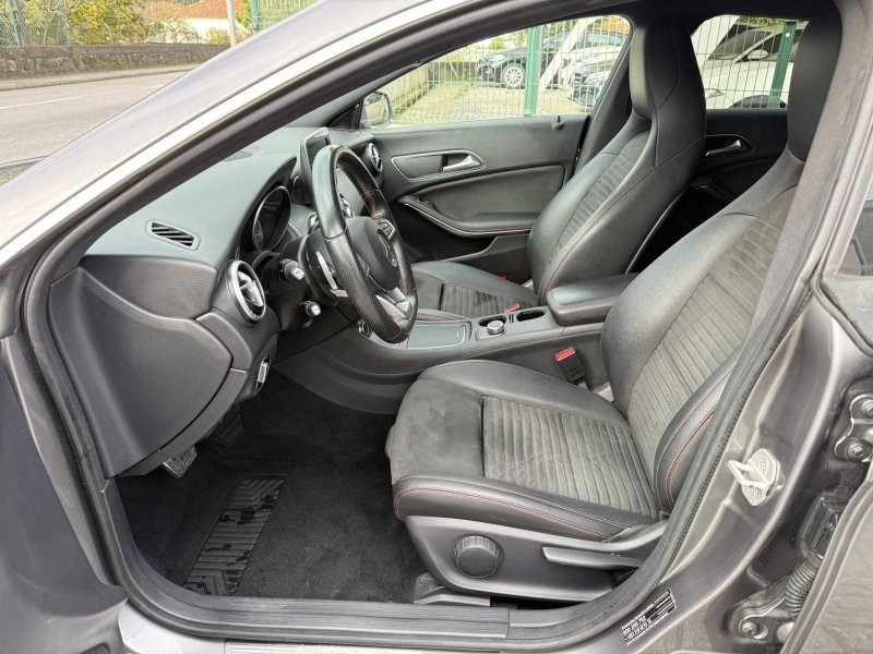 Mercedes CLA 200 D Shooting Brake AMG Line - Foto 9