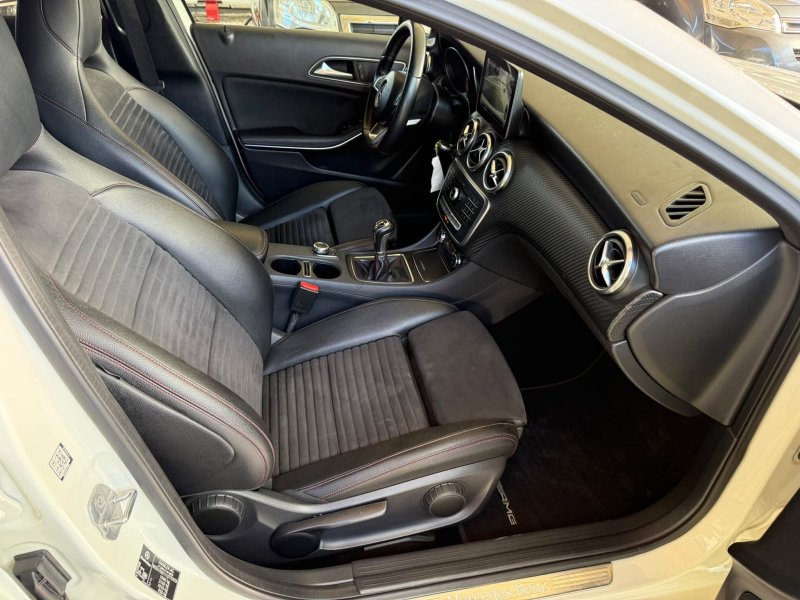 Mercedes A 160 CDI Pack AMG Panoramico - Foto 12